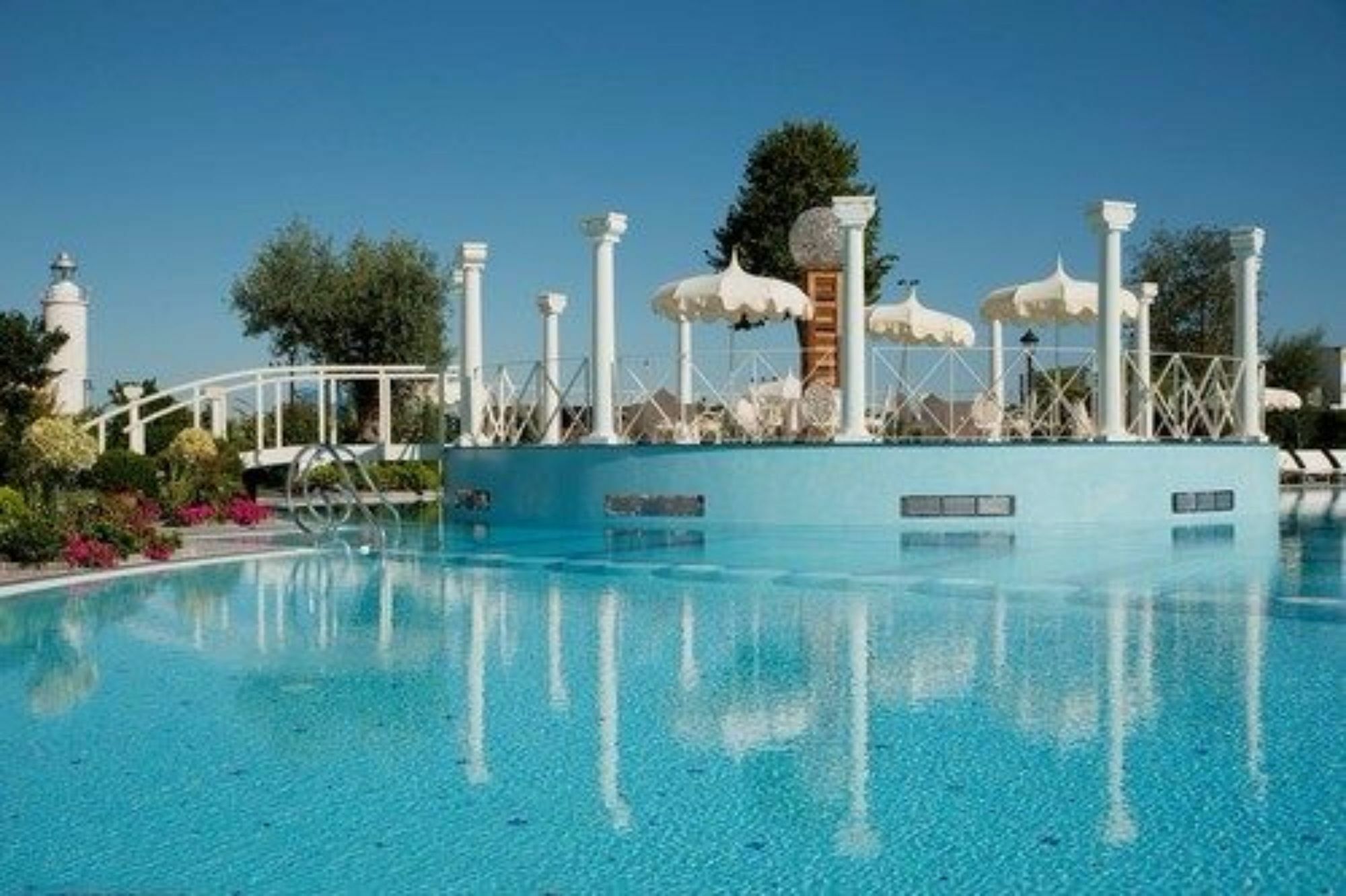 Grand Hotel Da Vinci Cesenatico Esterno foto