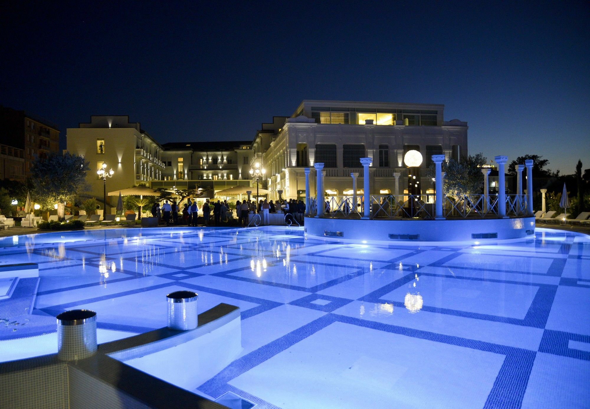 Grand Hotel Da Vinci Cesenatico Esterno foto