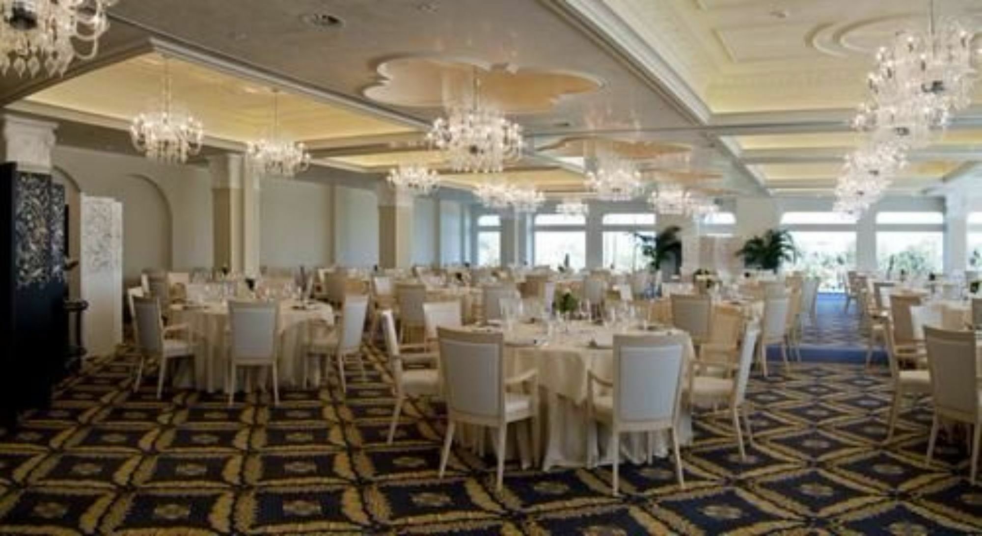 Grand Hotel Da Vinci Cesenatico Esterno foto