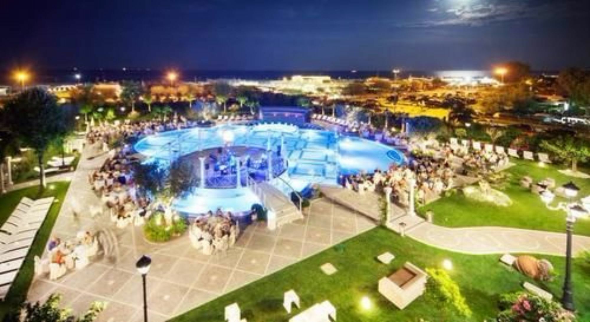 Grand Hotel Da Vinci Cesenatico Esterno foto