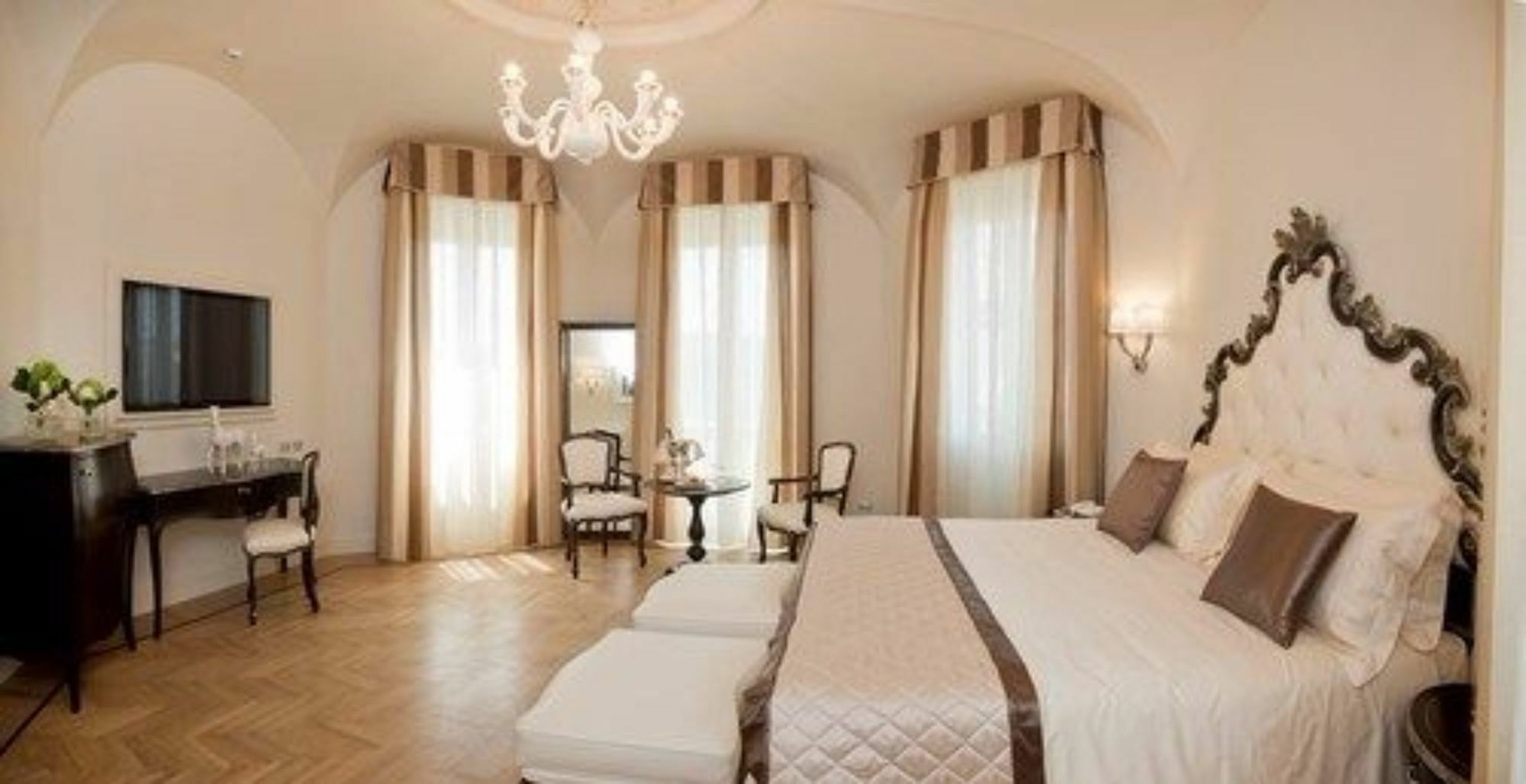 Grand Hotel Da Vinci Cesenatico Esterno foto