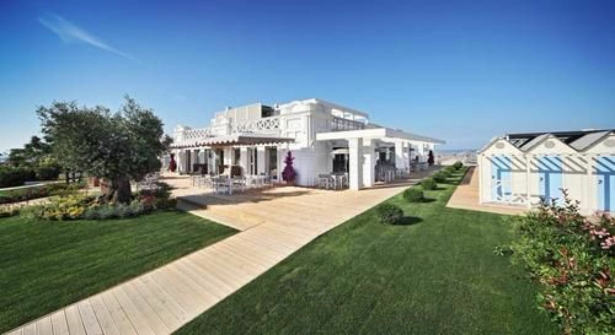 Grand Hotel Da Vinci Cesenatico Esterno foto